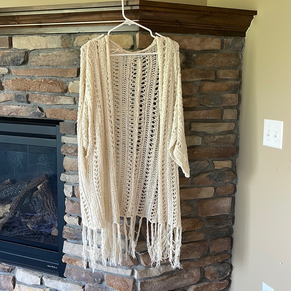 American Eagle Sweater